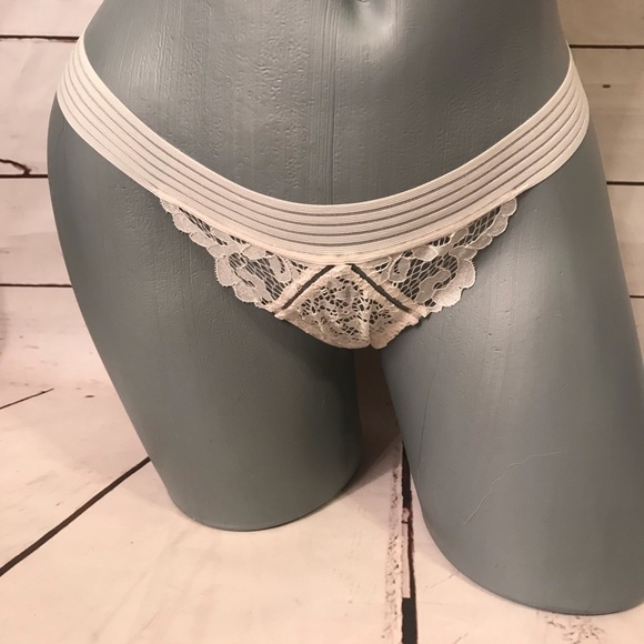 Victoria Secret Set - Picture 4 of 8